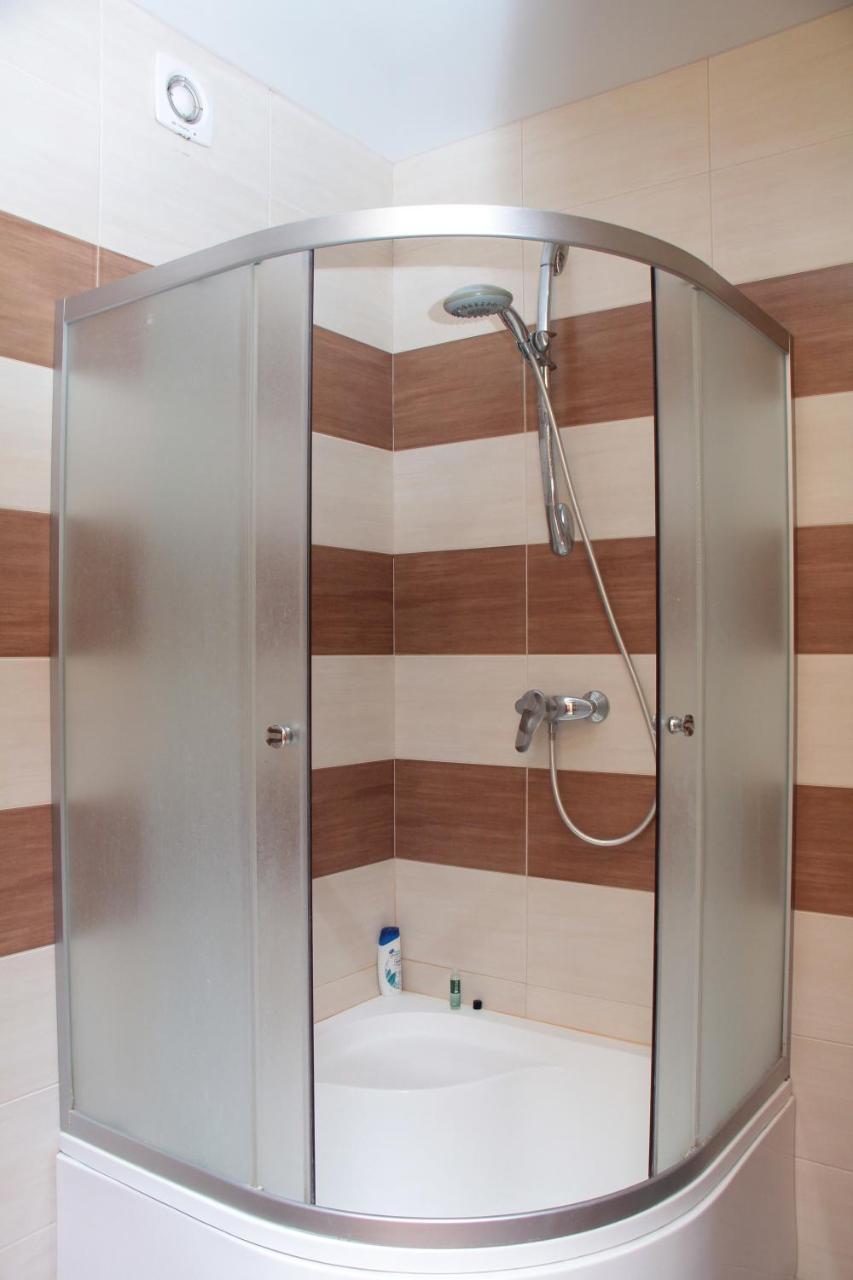 Panoramic View Lux Apartment On Metro Osokorky Kiev Exterior photo