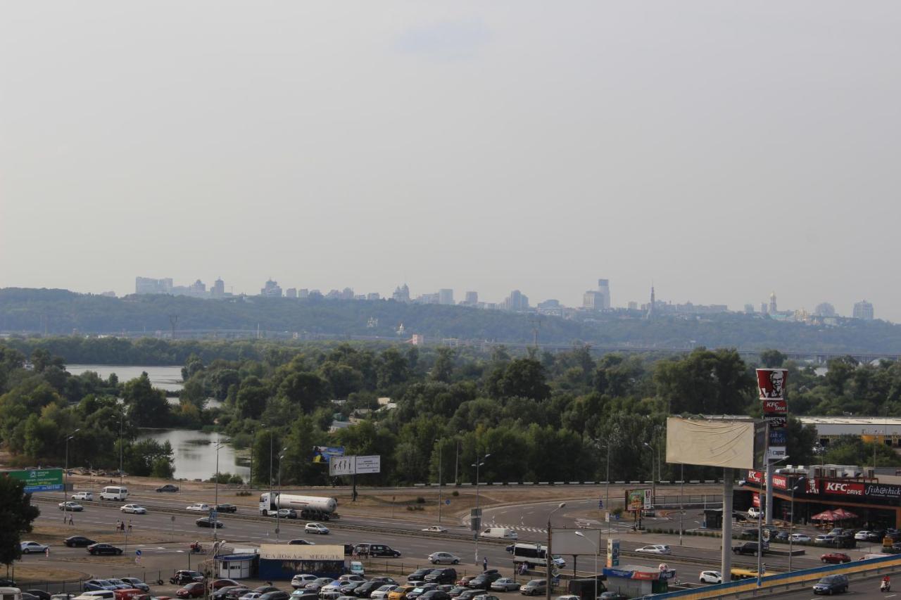 Panoramic View Lux Apartment On Metro Osokorky Kiev Exterior photo