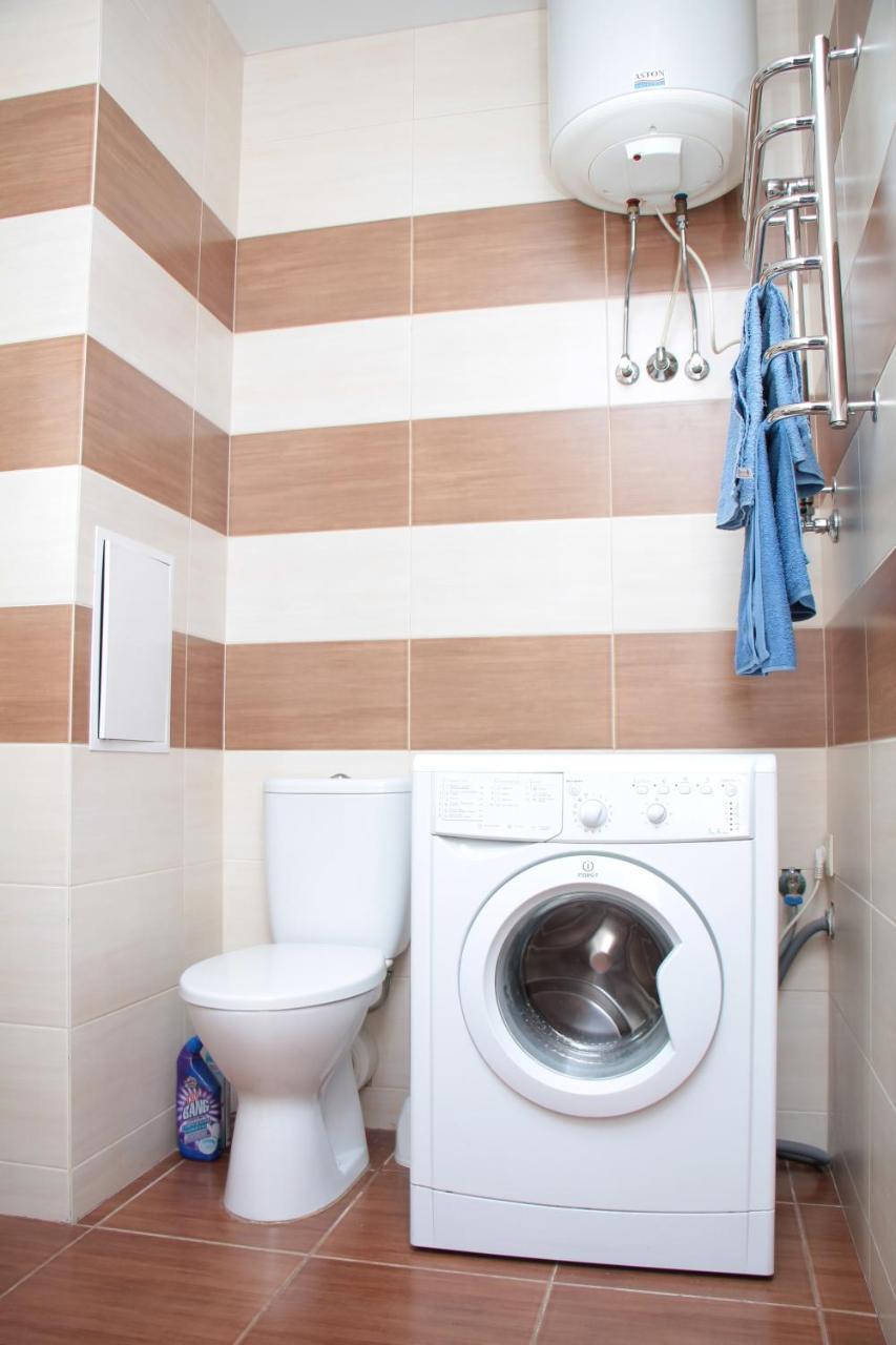 Panoramic View Lux Apartment On Metro Osokorky Kiev Exterior photo